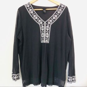 Lane Bryant Embroidered Black & White Top Blouse